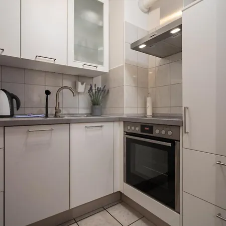 Strandallee 16 Mohnblume * Neue Tiefe Fehmarn